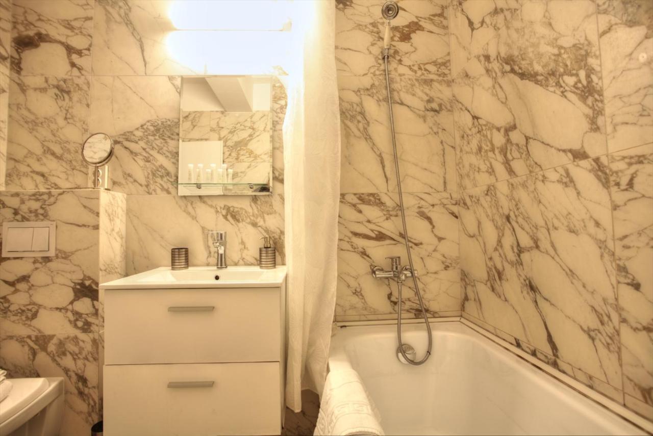 New Central Luxury Oasis 克卢日-纳波卡 外观 照片